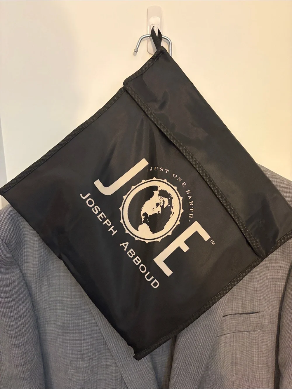 Joseph Abboud Men's Grey Textured Two-Button Suit Jacket and Pants